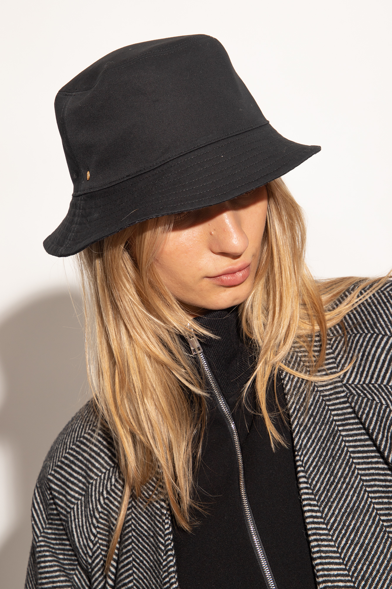 帽子 TORY BURCH REVERSIBLE BUCKET HAT Tory Burch Reversible bucket hat | SchaferandweinerShops